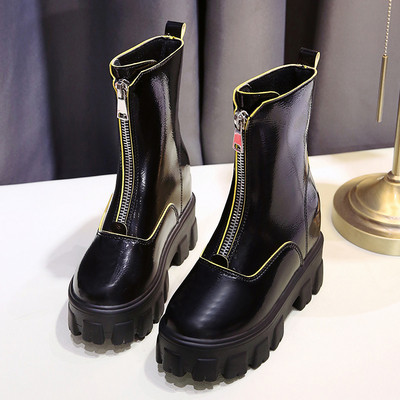 Μοντέρνες γυναικείες μπότες με ανθεκτική σόλα και φερμουάρ σε τρία χρώματα