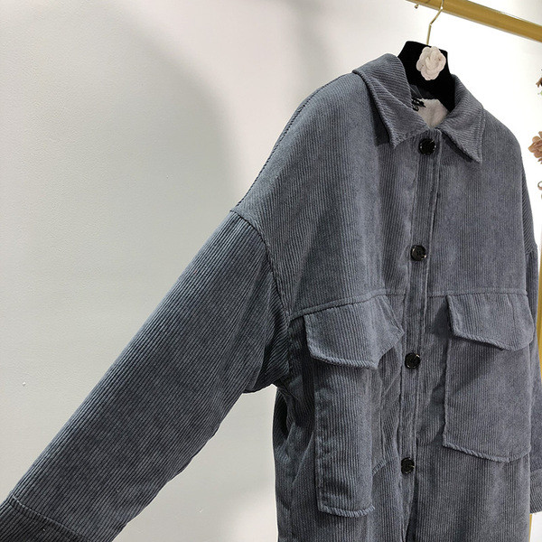 Hosszú kordbársony kabát meleg béléssel és gombokkal