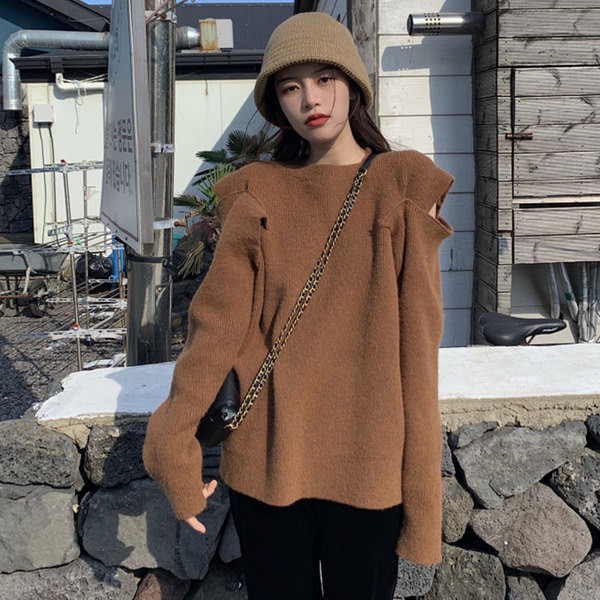 Μοντέρνα γυναικεία μπλούζα σε δύο χρώματα με στρογγυλη λαιμόκοψη