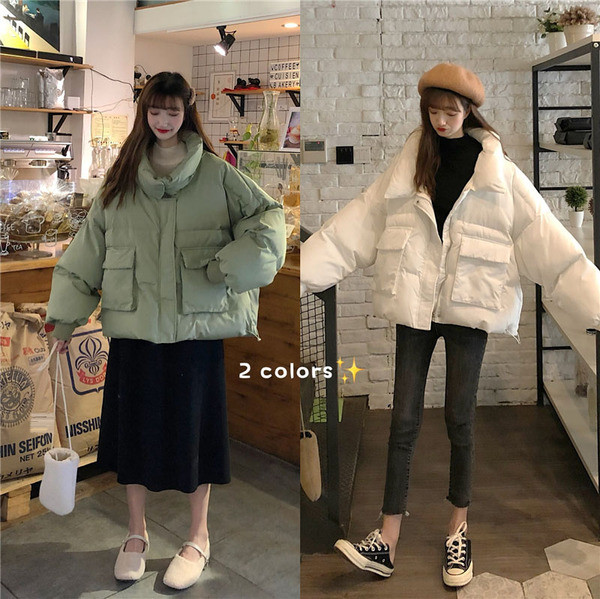 Női hétköznapi kabát széles modell zöld és fehér színben