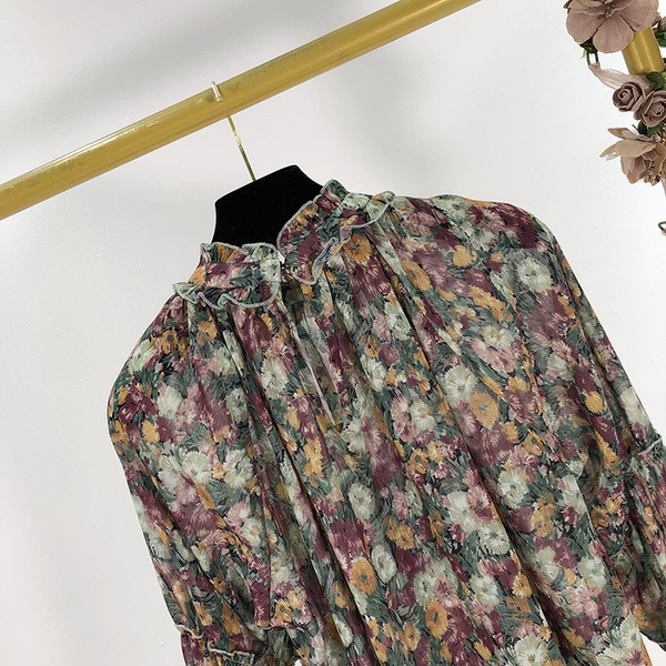 Γυναικεία μπλούζα με floral  πριντ από σιφόν 