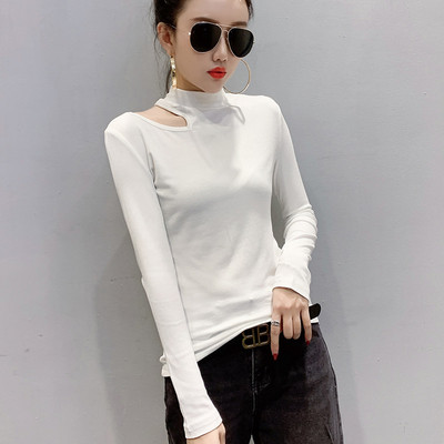 Női blúz kerek nyakkivágással, többféle színben