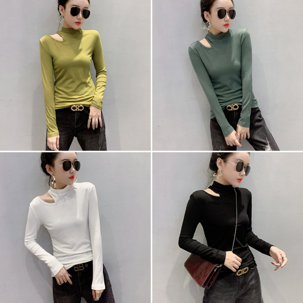 Női blúz kerek nyakkivágással, többféle színben