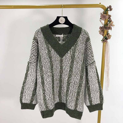 Női téli pulóver spitz nyakkivágással, három színben