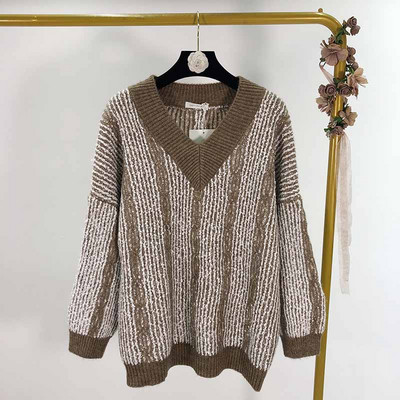 Női téli pulóver spitz nyakkivágással, három színben