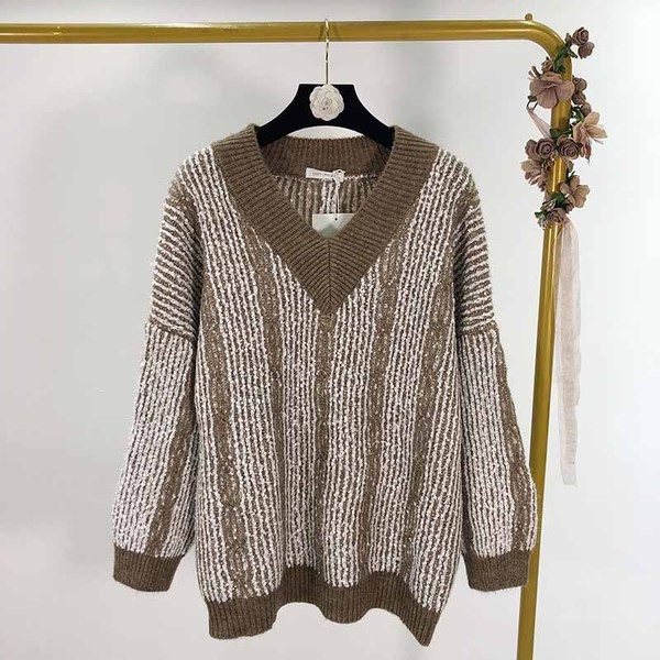 Női téli pulóver spitz nyakkivágással, három színben