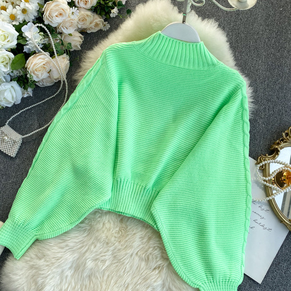 Μοντέρνο γυναικείο πουλόβερ με στρογγυλό λαιμόκοψη σε τέσσερα χρώματα