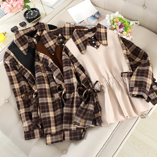 Modern női kockás blúz nyakkendővel és gombokkal, többféle színben