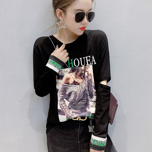 Női blúz színes rátéttel, szakadt motívumokkal