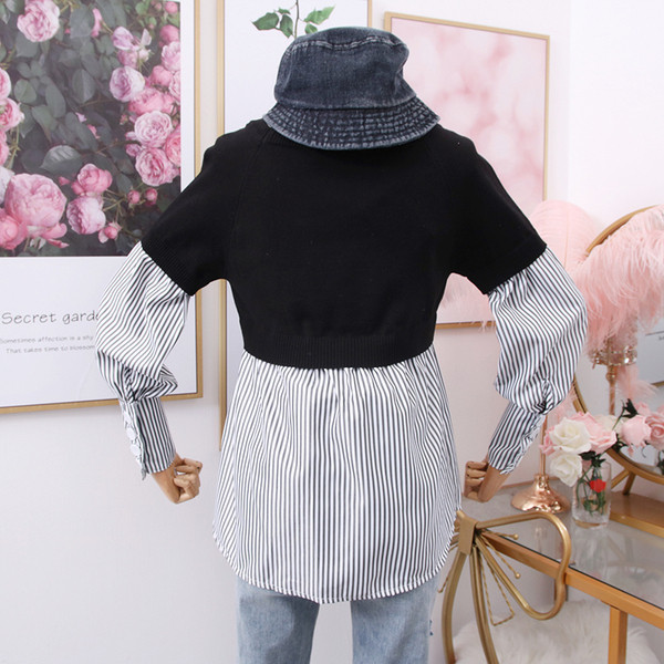 Νέο μοντέλο γυναικεία μπλούζα με στρογγυλη λαιμόκοψη  και κουμπιά σε δύο χρώματα