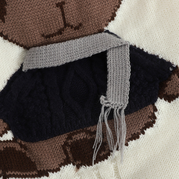 Női alkalmi pulóver ovális nyakkivágással és színes rátéttel