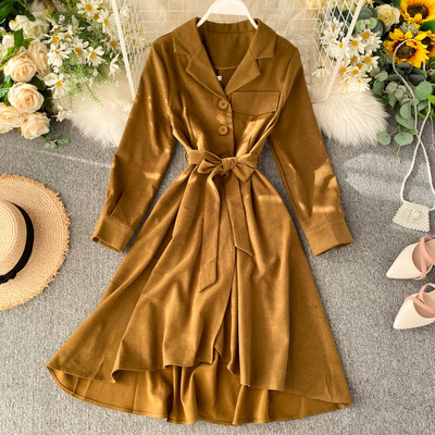 Modern női ruha övvel, négy színben