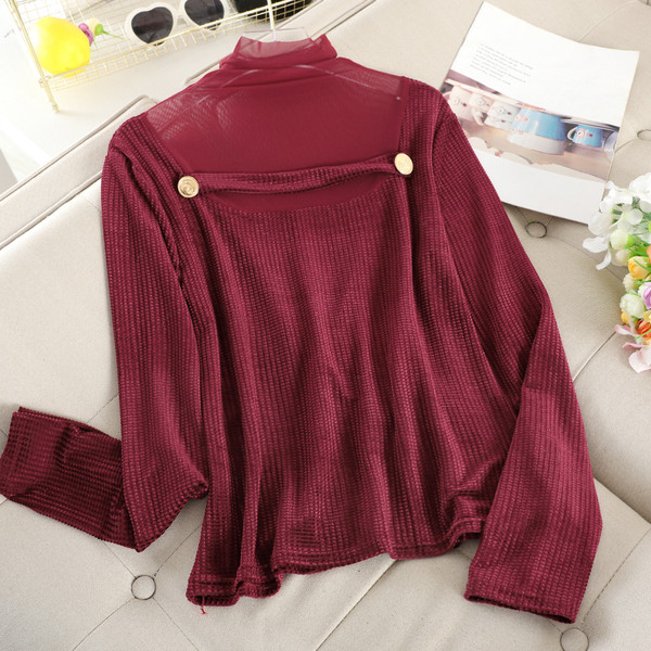 Modern női pulóver gombokkal és magas gallérral, négy színben