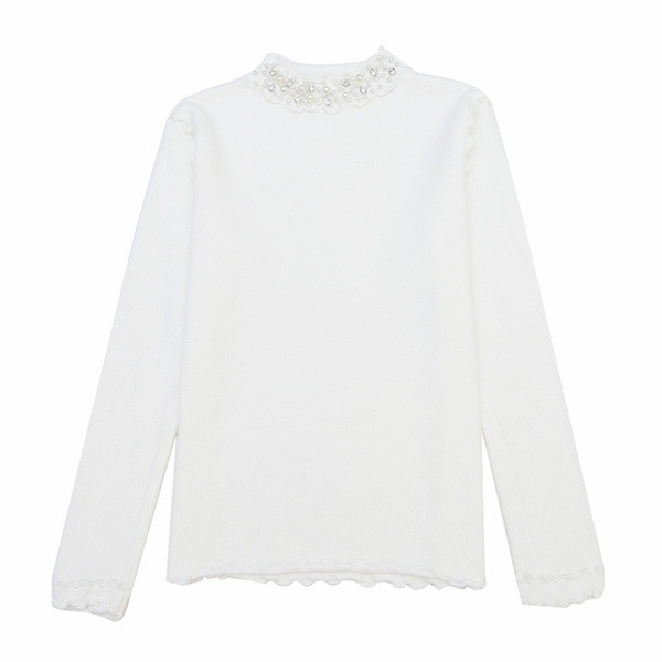 Γυναικεία μπλούζα της μόδας με διακοσμητικά μαργαριτάρια σε μαύρο και άσπρο χρώμα