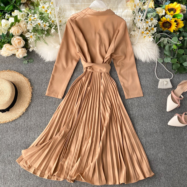 Modern női ruha övvel több színben