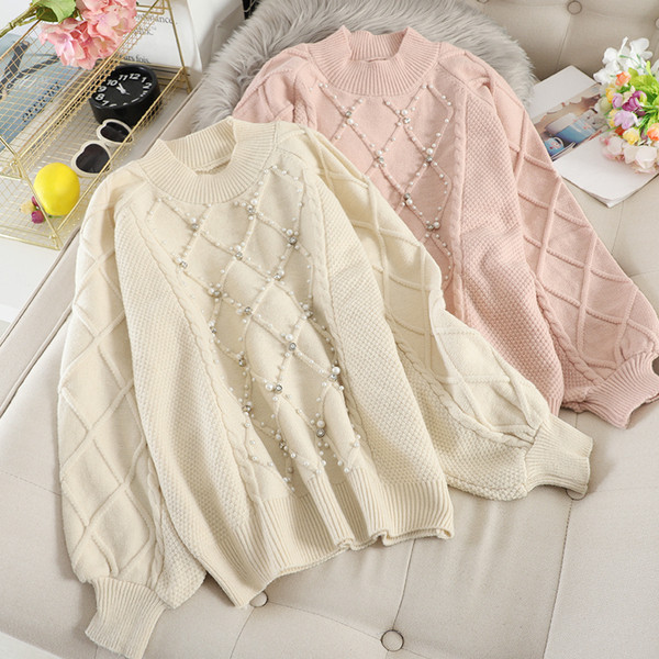 Γυναικείο πουλόβερ με πέρλες  και οβάλ ντεκολτέ σε διάφορα χρώματα