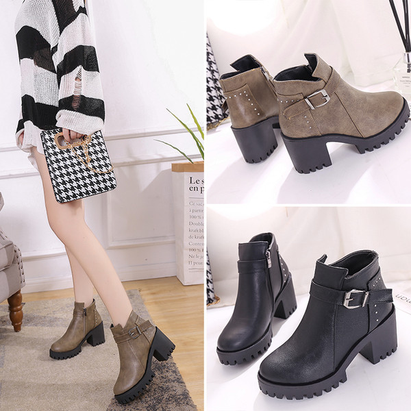 Elegáns női csizma vastag sarokkal és csattal fekete és barna színben