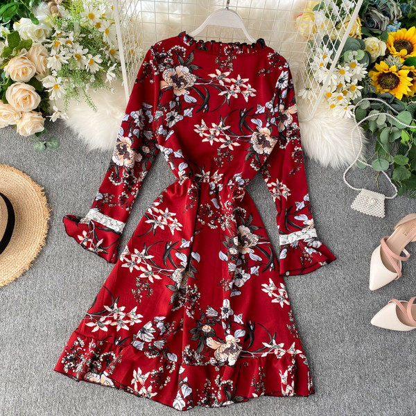 Modern női ruha virágmintás négy színben