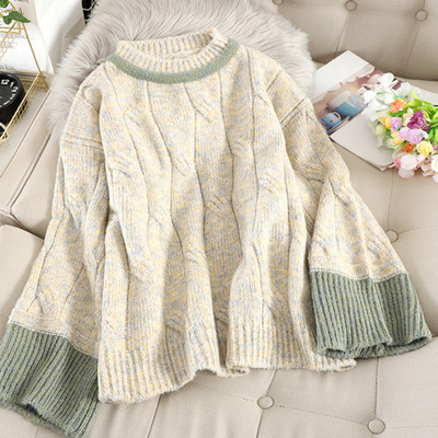 Γυναικείο πουλόβερ με φαρδιά μανίκια και οβάλ λαιμόκοψη