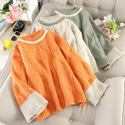 Γυναικείο πουλόβερ με φαρδιά μανίκια και οβάλ λαιμόκοψη