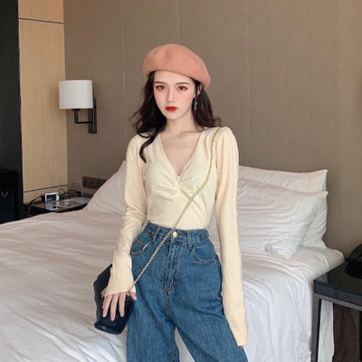 Γυναικεία casual μπλούζα με λαιμόκοψη σε πολλά χρώματα