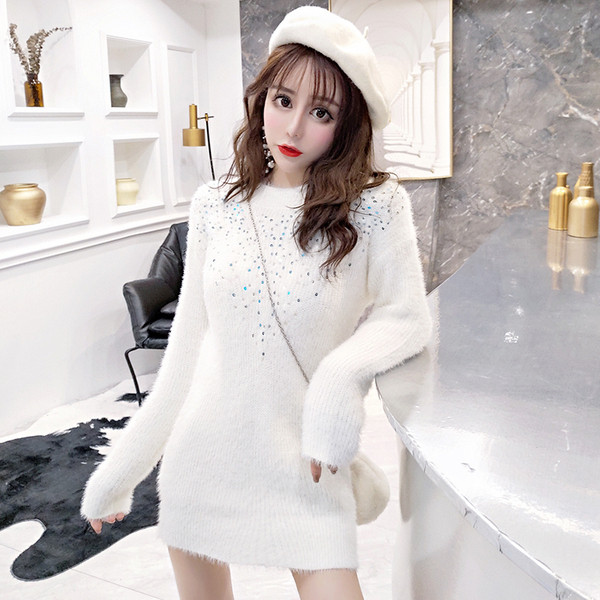 Hosszú testre szabott pulóver kék és fehér flitterekkel