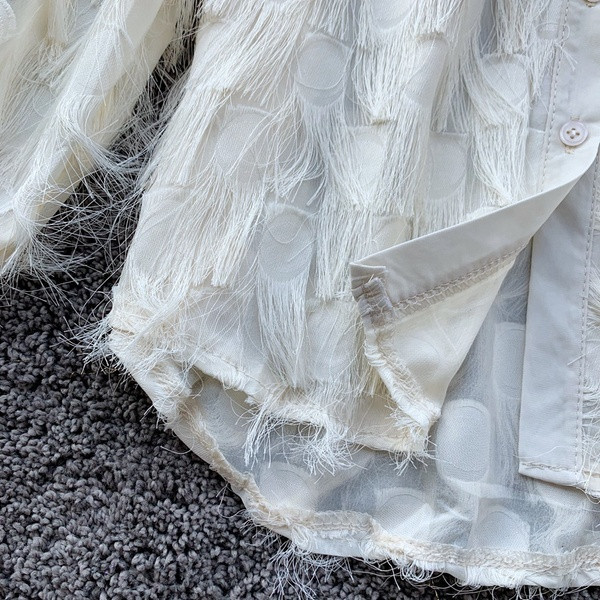 Modern női ing rojtokkal és gallérral, két színben