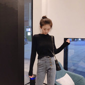 Γυναικείο κοντό πουλόβερ σε λευκό, πράσινο και μαύρο χρώμα