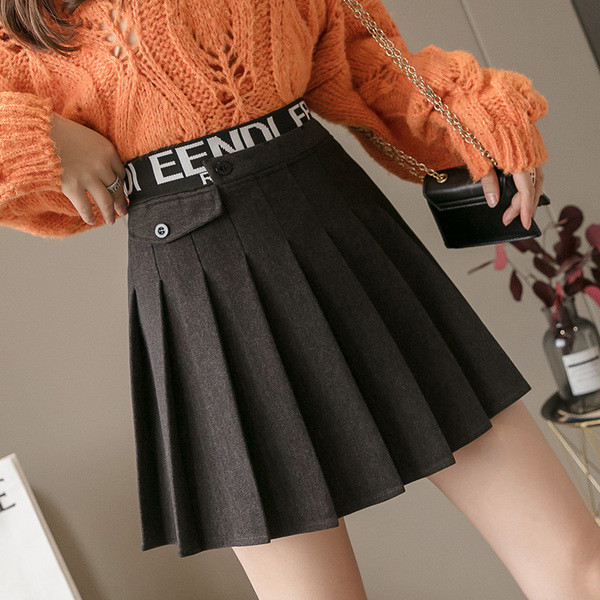 Modern női redőzött szoknya magas derékkal, fekete és szürke színben