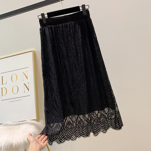 Női csipkeszoknya magas derékkal, fekete és bézs színben