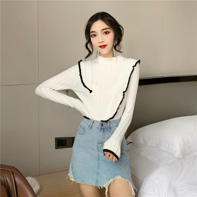 Μοντέρνο γυναικείο πουλόβερ με κολάρο - μαύρο, λευκό και καφέ χρώμα