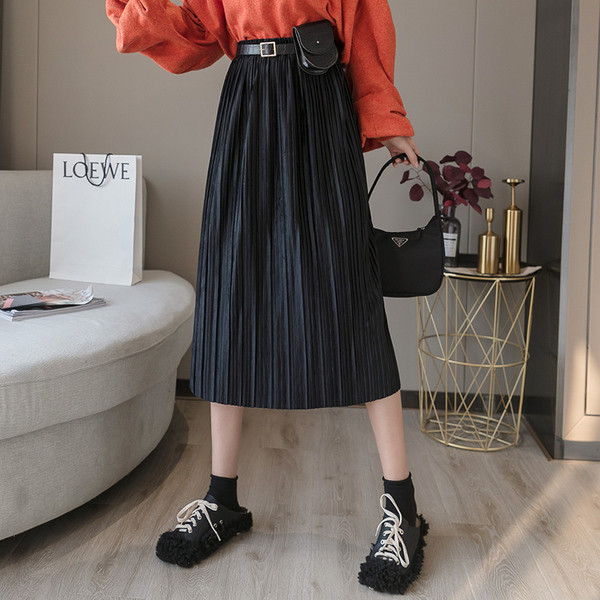 Fusta de dama moderna plisata cu curea in negru, gri si verde