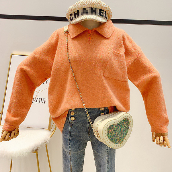 Modern női pulóver gallérral és zsebbel, négy színben