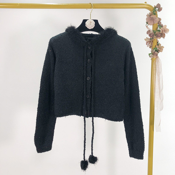 Σύντομη αθλητική ζακέτα με κουκούλα και κορδόνια