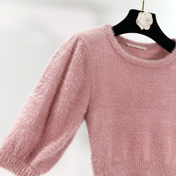 Γυναικείο κοντό πουλόβερ σε μπλε και ροζ χρώμα