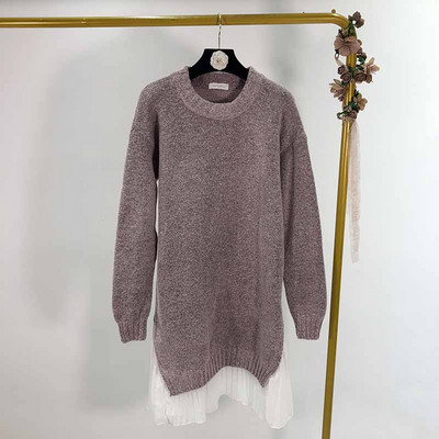 Hosszú pehelyruha hasítékokkal, két színben