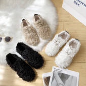 Γυναικείες παντόφλες με ίσια πέλματα σε διάφορα χρώματα