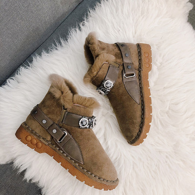 Női téli csizma puha béléssel, fekete, rózsaszín és narancssárga pehelyszínnel