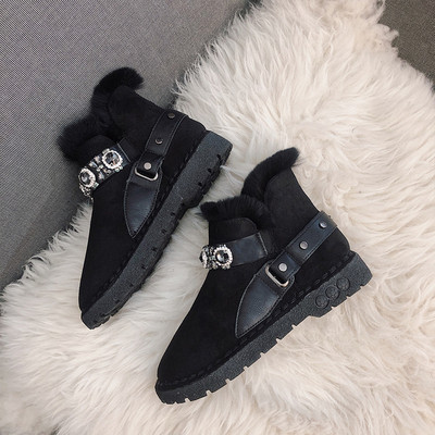 Női téli csizma puha béléssel, fekete, rózsaszín és narancssárga pehelyszínnel