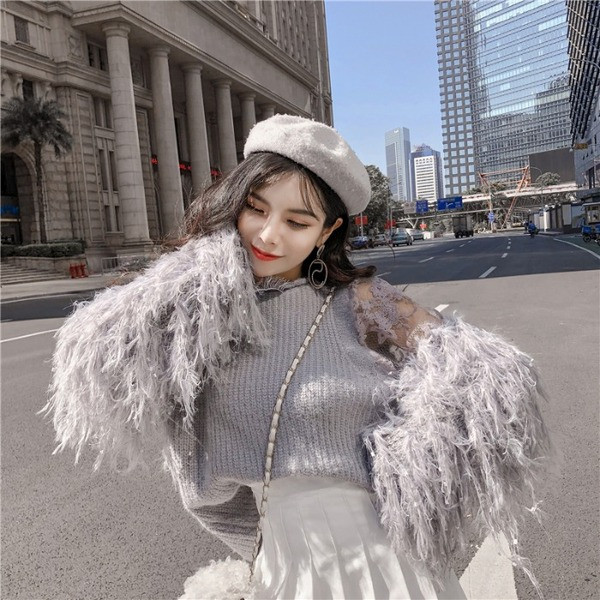 Γυναικείο πουλόβερ με μακριά μανίκια με κρόσσια σε τρία χρώματα