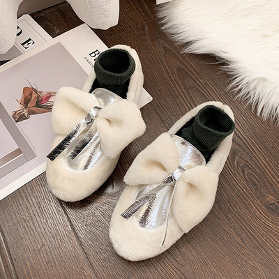 Γυναικεία χνουδωτά καθημερινά παπούτσια με κορδέλα είναι διάφορα χρώματα