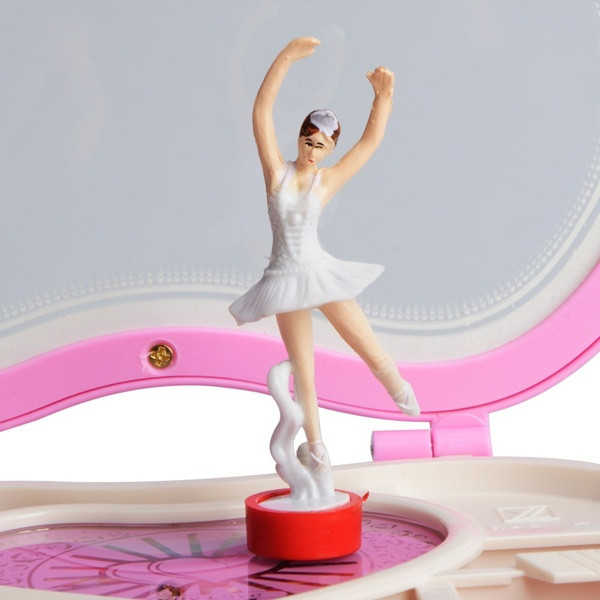Κουτί μουσικής με περιστρεφόμενη μπαλαρίνα σε σχήμα καρδιάς σε ροζ και άσπρο χρώμα
