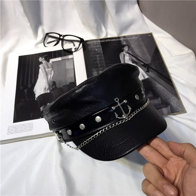 Stílusos női sapka napellenzővel - négy modell