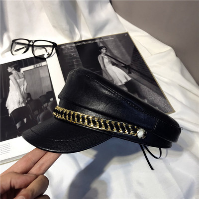 Stílusos női sapka napellenzővel - négy modell