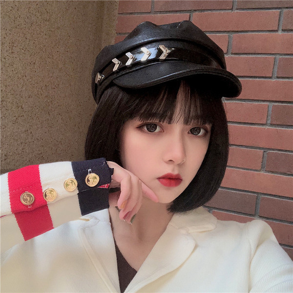 Stílusos női sapka napellenzővel - négy modell