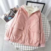 Μοντέρνο χειμερινόγυναικείο μπουφάν με κουκούλα και μαλακή επένδυση σε τέσσερα χρώματα