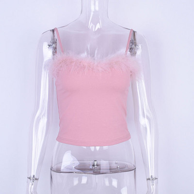 Stílusos, rövid női felső, vékony pántokkal, fehér és rózsaszín tollszínnel