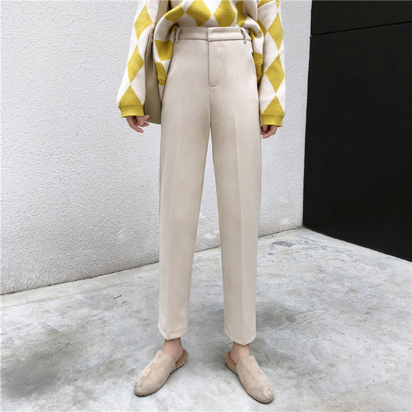 Női egyenes nadrág magas derékkal bézs és fekete színben