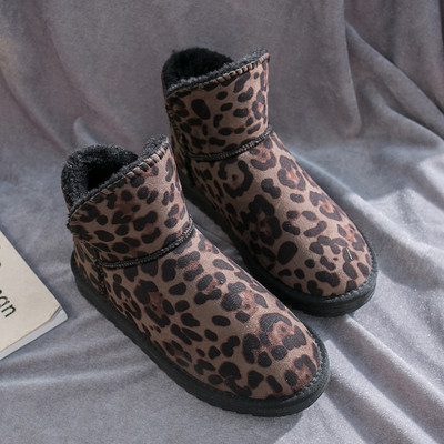 Új női csizma modell puha béléssel, három színben - állatmintás