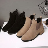 Modern női csizma öko velúrból, fekete és bézs színben